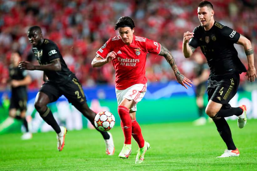 本菲卡欧冠困局：狂人穆里尼奥的“救火”征途